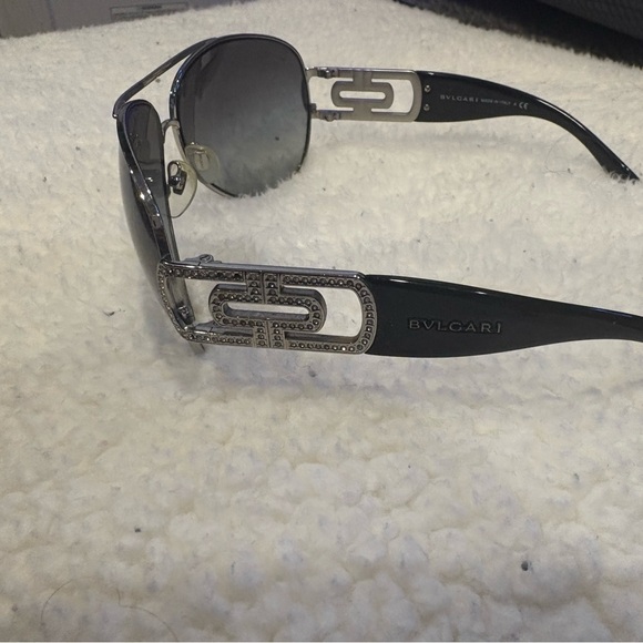 Bvlgari sunglasses - Picture 3 of 7